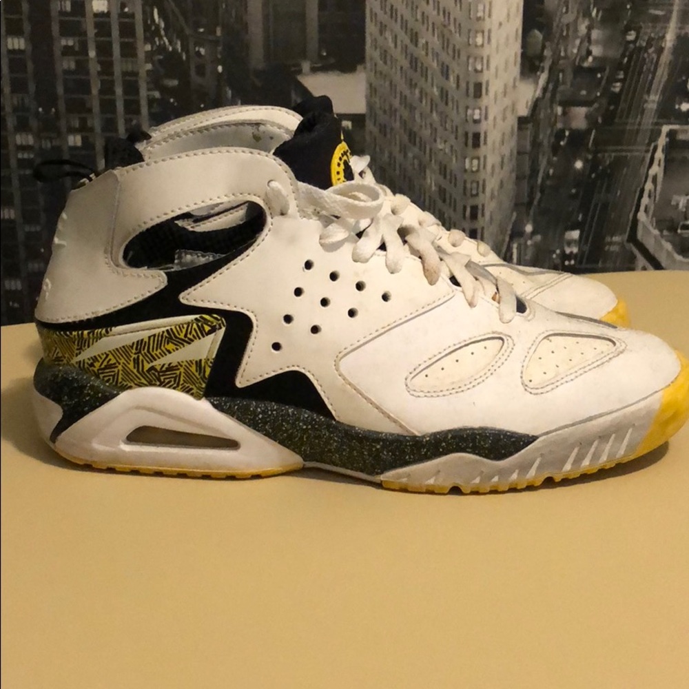 Nike Air Huarache